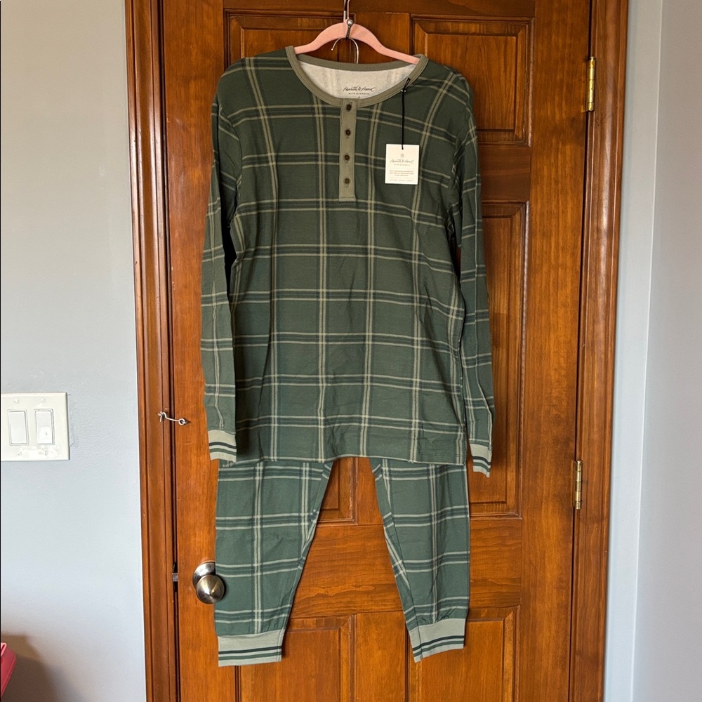 Hearth and Hand with Magnolia Pjs Unisex Size Small